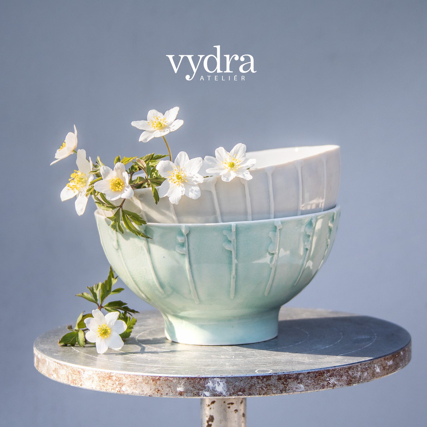 Porcelánová miska na soklu 270ml / šedomodrá