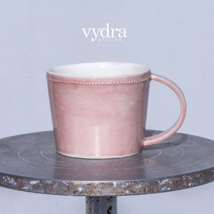 Porcelánový moka hrnek 200ml / růžový s plastickými tečkami