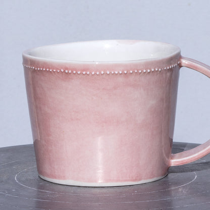 Porcelánový moka hrnek 200ml / růžový s plastickými tečkami