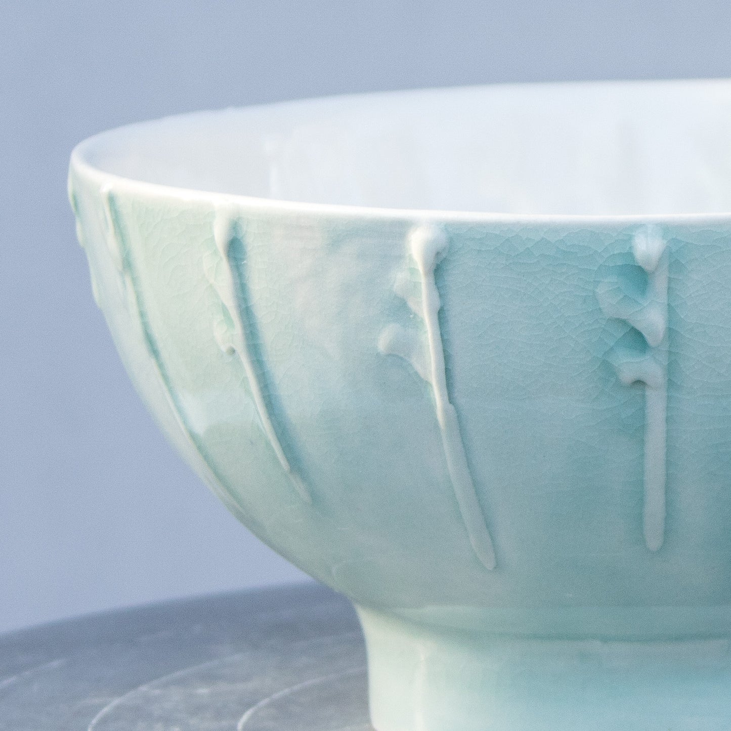 Porcelánová miska na soklu 270ml / mentolová