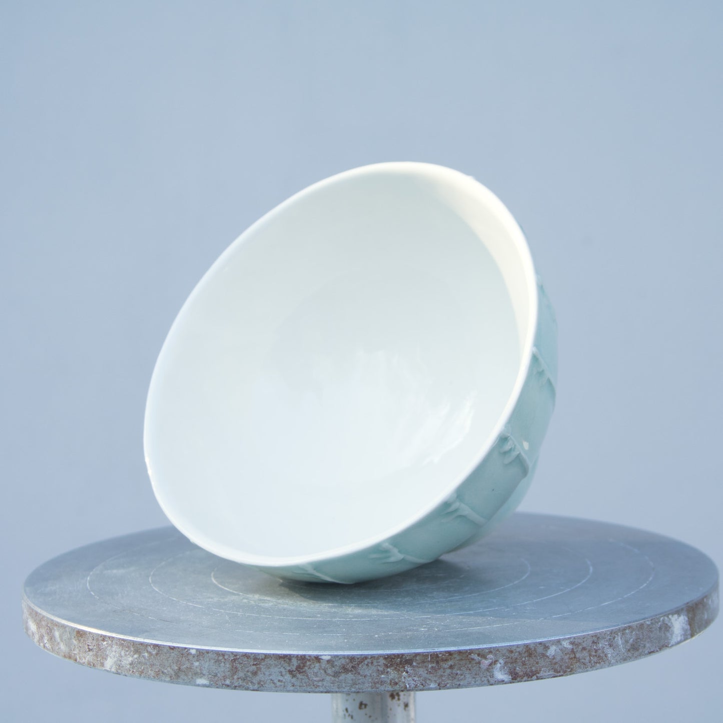 Porcelánová miska na soklu 270ml / mentolová